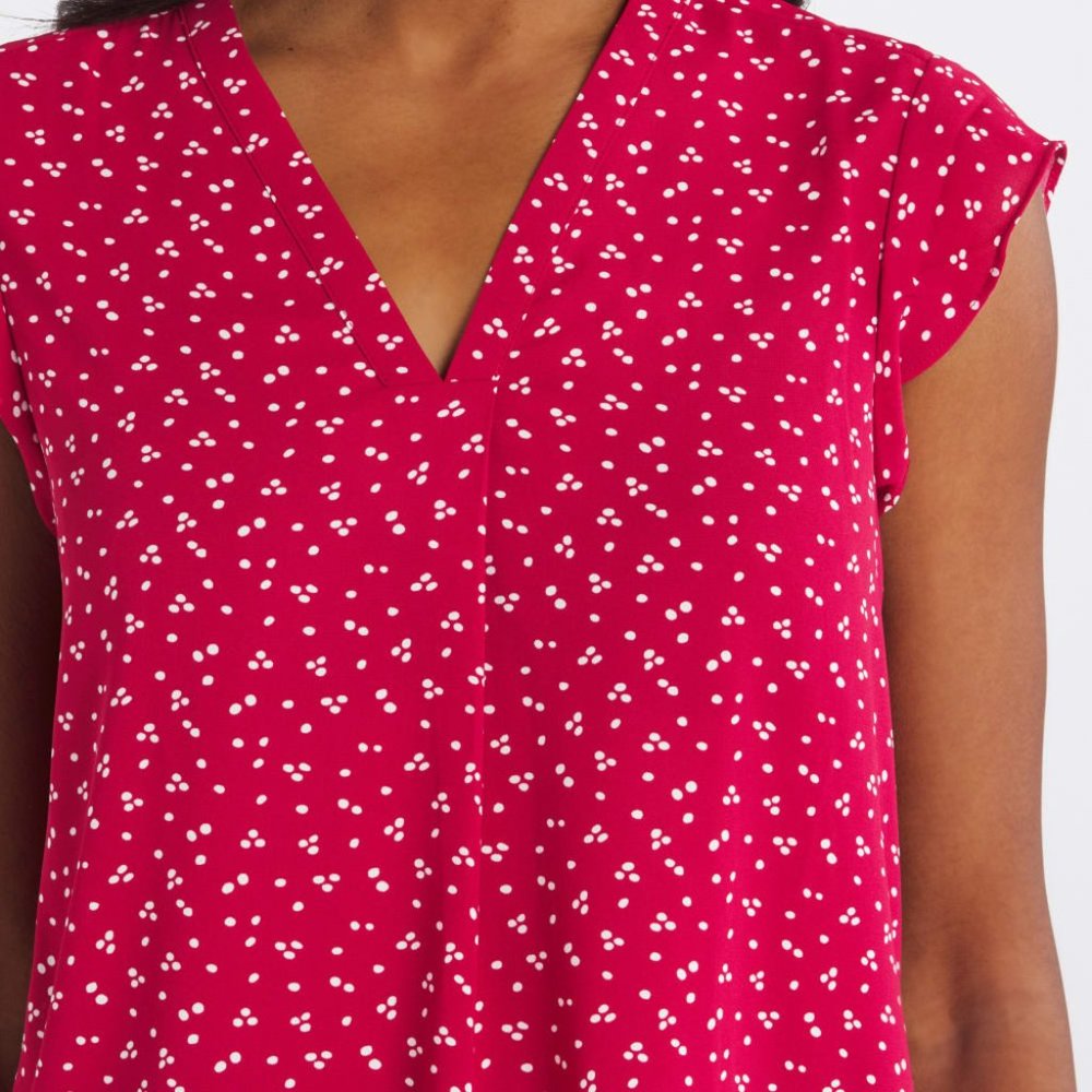 MONDAY FUN Cheylin Flutter Sleeve Blouse